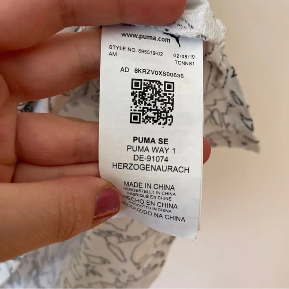 NWOT Puma t-shirt  with neon cheetah on black and white graphic pattern‎ - Picture 5 of 6